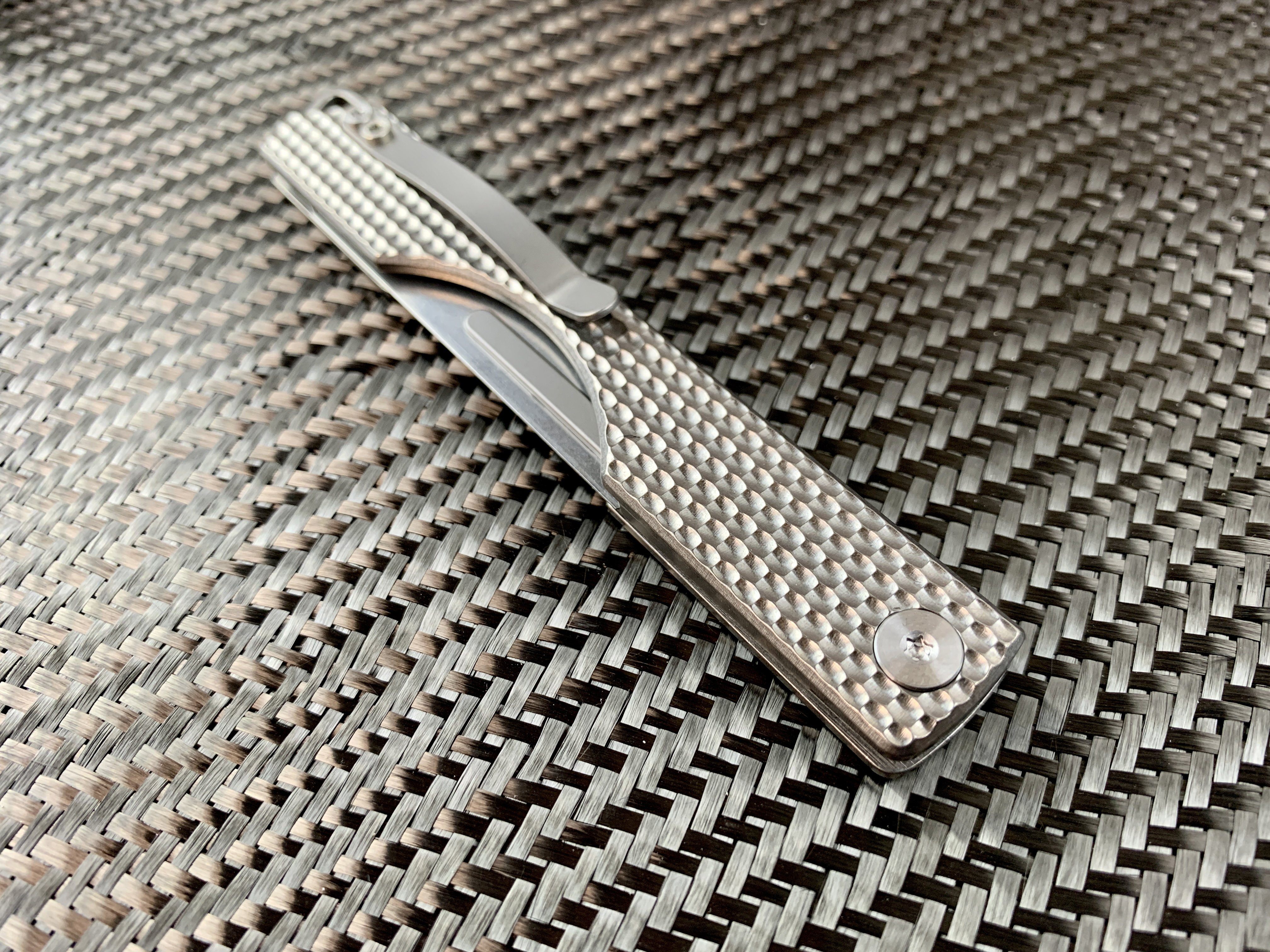 Oversized - Folding Titanium Craft Scalpel Knife + Case + Spare